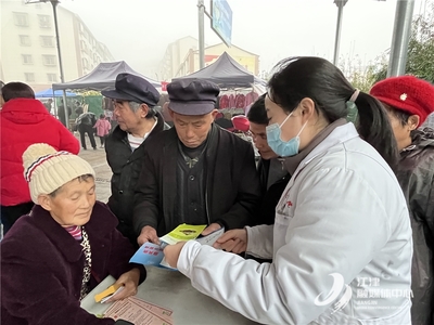 四屏鎮衛生院開展防治麻風病健康教育講座與健康咨詢活動